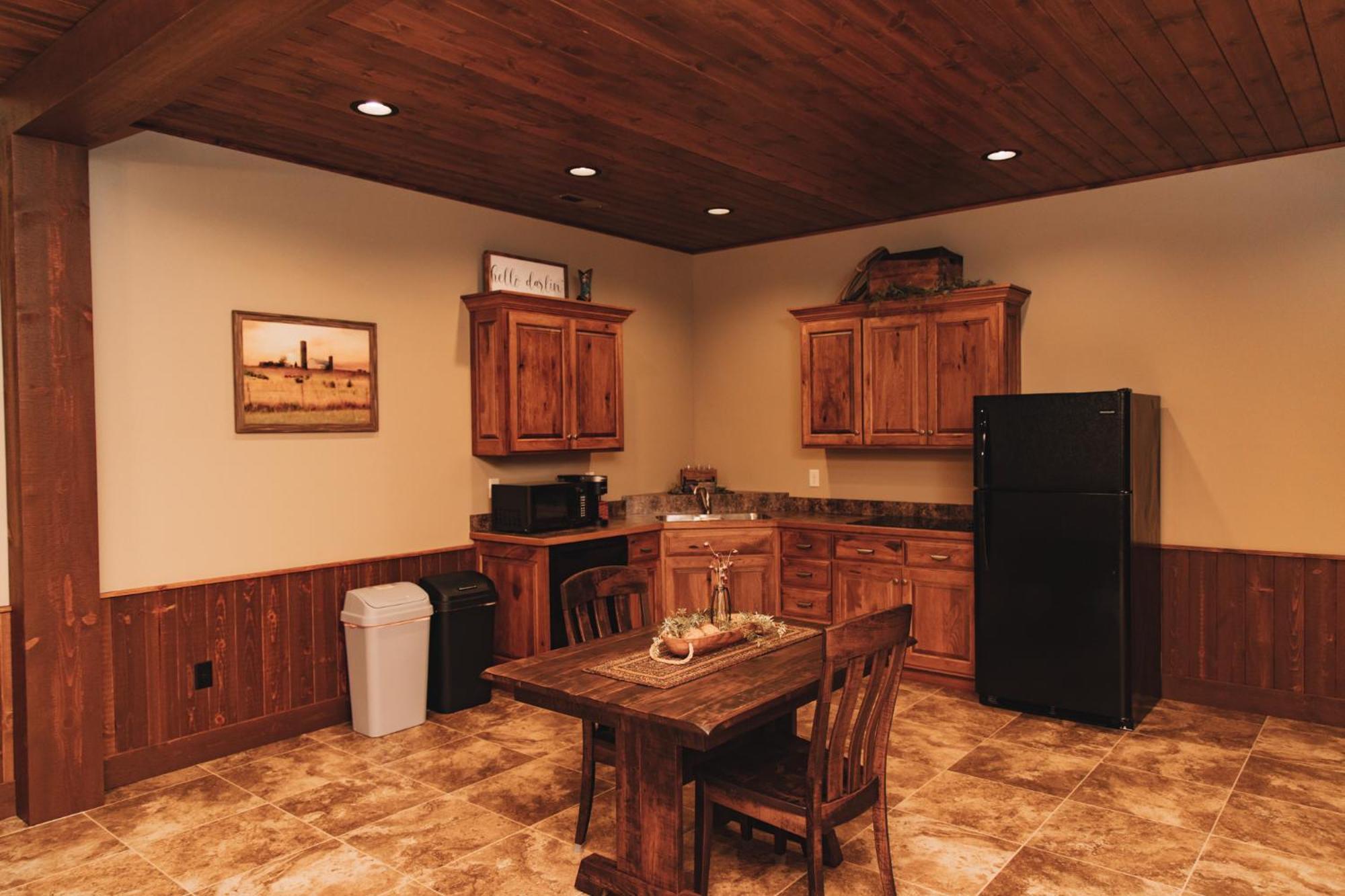 Inn Sojourner's & Log