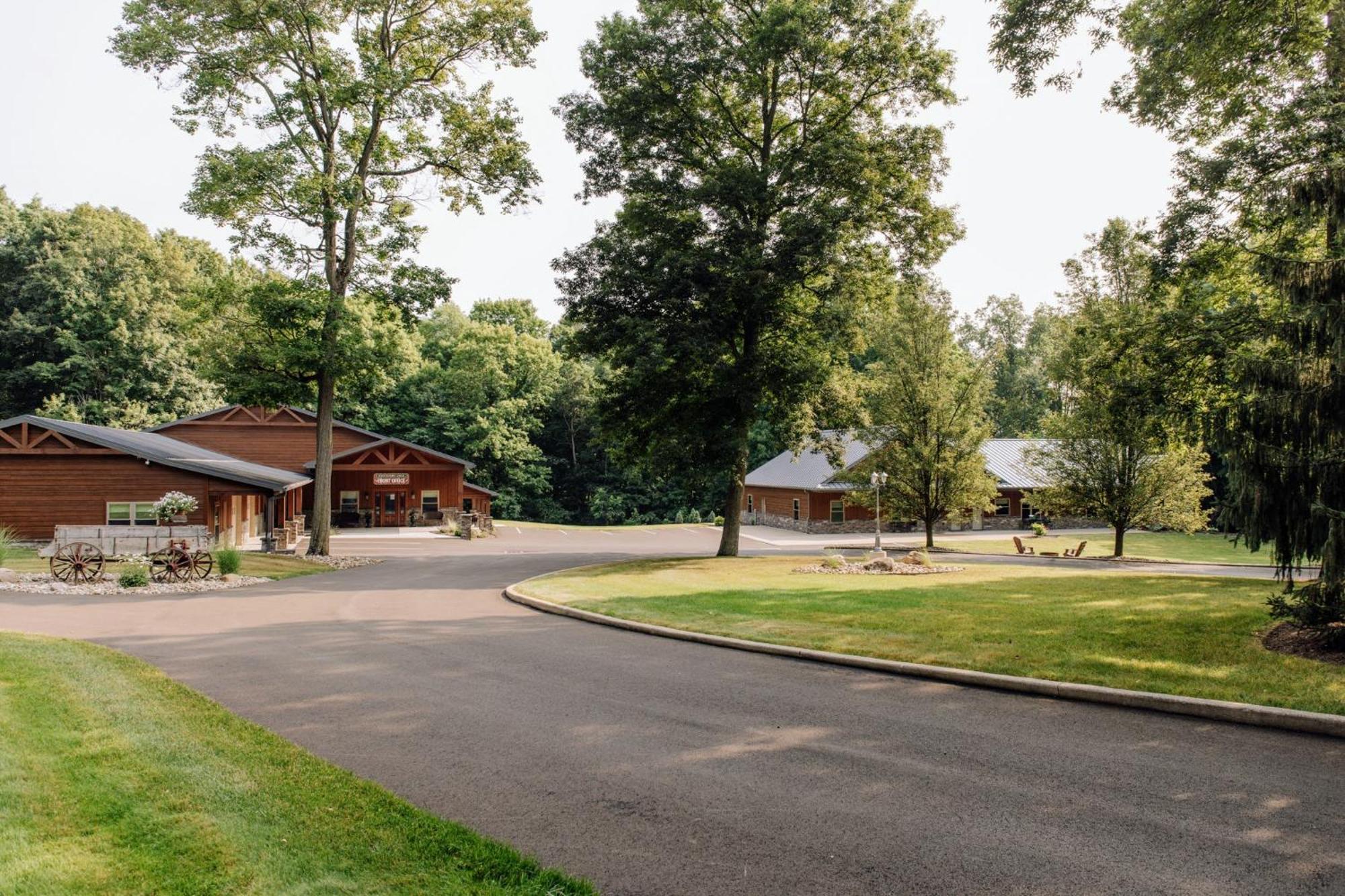 Sojourner's & Log Inn