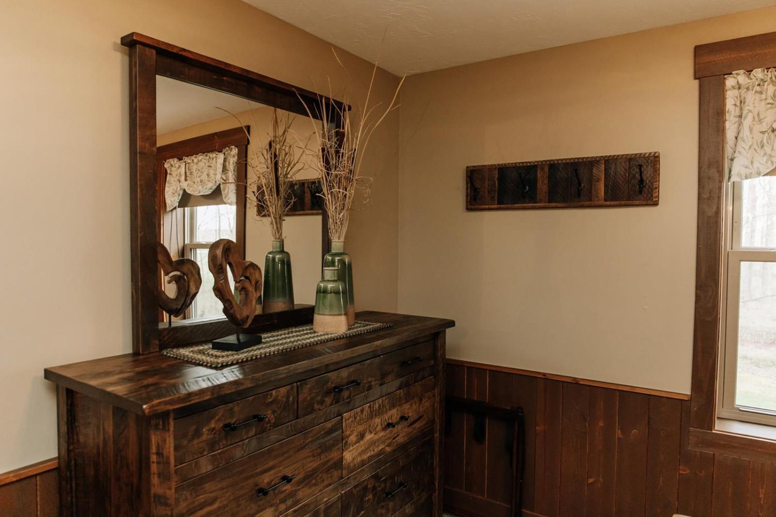 Inn Sojourner's & Log